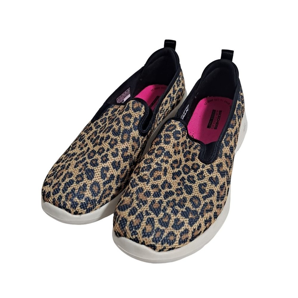 Sketchers Go Walk Shoes Joy Woman Size 9 Animal Print Cushioned Comfort Padded